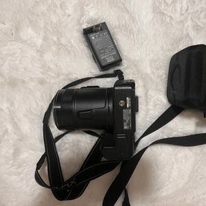 COOLPIX P 900 Camera